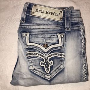 ✨HOST PICK✨ Rock Revival Jeans